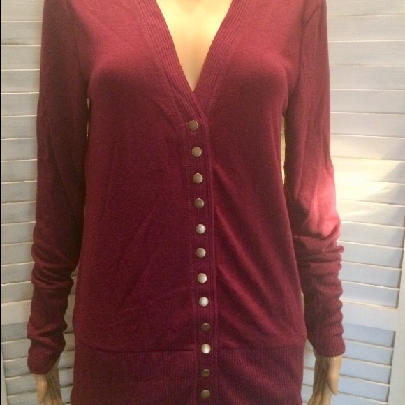 Burgundy Sweater - Picture 3 of 4